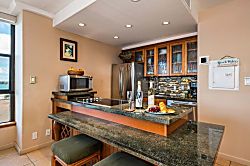 Maui Kai 808 Oceanfront Condo