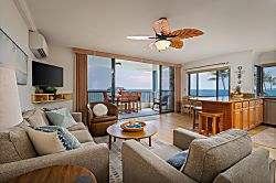 Kona Reef A-27 Oceanfront Retreat