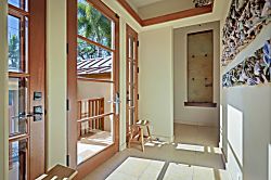 Hale I'a U'i Oceanfront Retreat