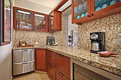 Hale I'a U'i Oceanfront Retreat