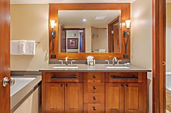 Beach Villas at Ko Olina O-210 - Master bathroom