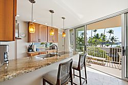 Kamaole Nalu 3rd Floor  - Private kitchen