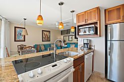 Kamaole Nalu 3rd Floor  - Private kitchen