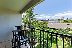 Kihei Akahi C407 Partial  - Outdoor dining