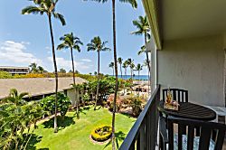 Kihei Akahi C407 Partial  - Outdoor dining