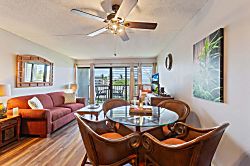 Kihei Akahi C407 Partial  - Living area