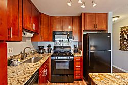 Kihei Akahi C407 Partial  - Private kitchen