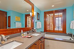 Beach Villas at Ko Olina O-724 - Bathroom