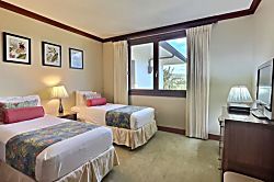 Beach Villas at Ko Olina O-421 - Can be reconfigured as 2 single beds or 1 king bed
