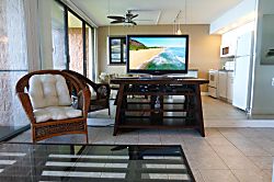 Kuleana 708 - Living Area