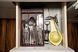 1806-1 at the Waikiki Banyan