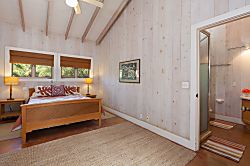 LalamiIo Beach House 