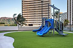 Waikiki Banyan 1608-I - Children's area