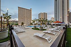 Waikiki Banyan 1608-I - Terrace/patio