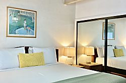 Kona Bali Kai 423 - Room