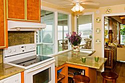 Peace of Paradise Oceanfront 