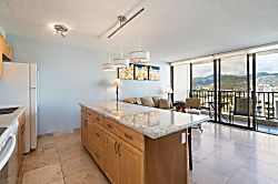Waikiki Banyan Condo Rental
