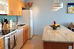 Waikiki Banyan Condo Rental