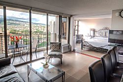 Waikiki Banyan Condo