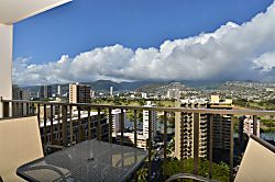 Waikiki Banyan Condo