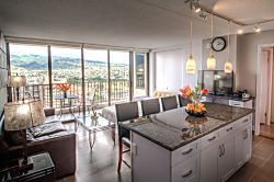 Waikiki Banyan Condo