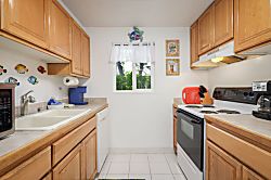 Kona Surf & Racquet Club Townhouse 59