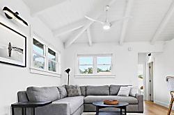 Kealoha ~ Hanalei Bay - Living area