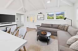 Kealoha ~ Hanalei Bay - Living area