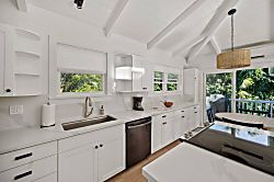 Kealoha ~ Hanalei Bay - Private kitchen