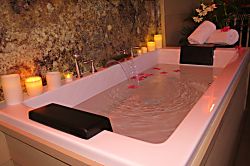 Aloha Hookipa Bayview Cottage