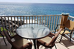 Hale Nai'a (Dolphin House)