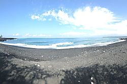 Hale Nai'a (Dolphin House)