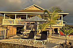 Hale Pali on the Sea