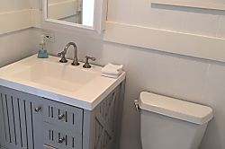 Great Location Beach Cottage