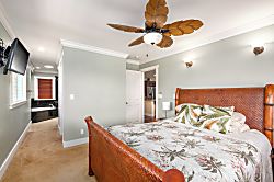 Brenneckes Beach House