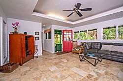 Kauai Tree House HAENA