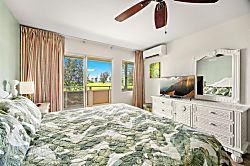 Plantation Hale Suites J16 