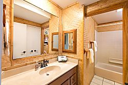 Kapaa Shore Resort #207