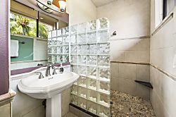 Keauhou Kona Surf & Racquet Club #5-303