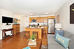 Waikiki Banyan #2002-T1