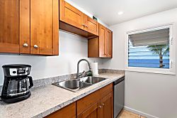 Keauhou Surf and Racquet Club 185