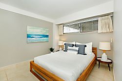 Waikiki Park Heights #1707