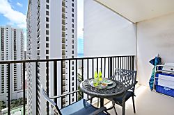 Waikiki Banyan #2608-T2