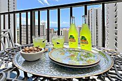 Waikiki Banyan #2608-T2