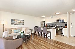 Waikiki Banyan #2608-T2