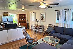 Haiku Maui Cottage 3 BR Home