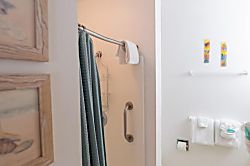 Turtle Bay Hale Lilly