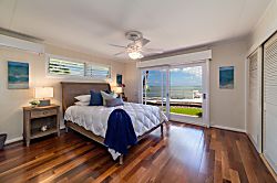 Niuiki Oceanfront Retreat