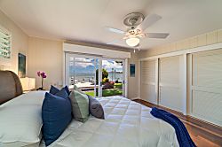 Niuiki Oceanfront Retreat