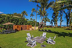 Hale Maluhia at Hanalei Bay Beachfront Cottage